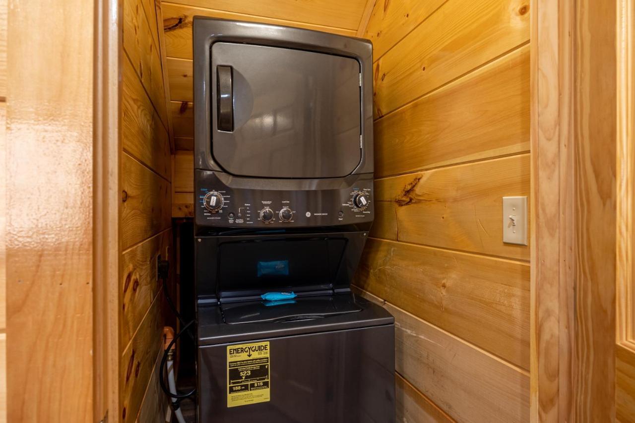 5Bd5B Escape Cabin With 2 Hottubs, Thtr &Game Rm,1Mi To The Parkway! 4Mi To Dollywood - Spring Deal Пиджен-Фордж Экстерьер фото